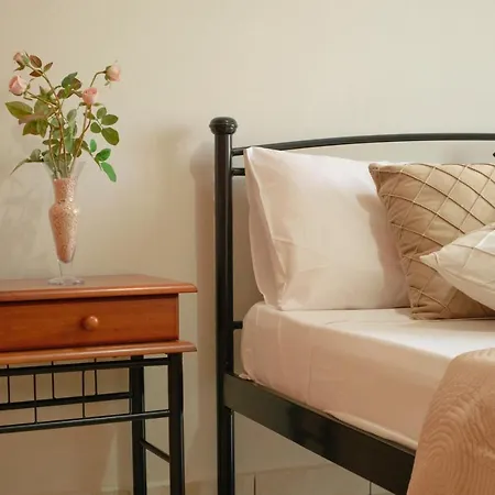 Morfis Getaway Apartamento *